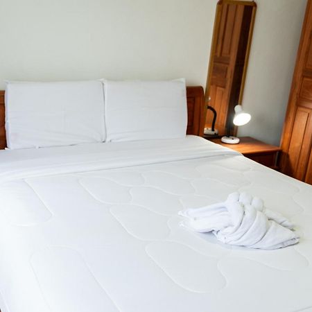 Koh Samui Resort Villa Giacomelli Taling Ngam Beach Esterno foto