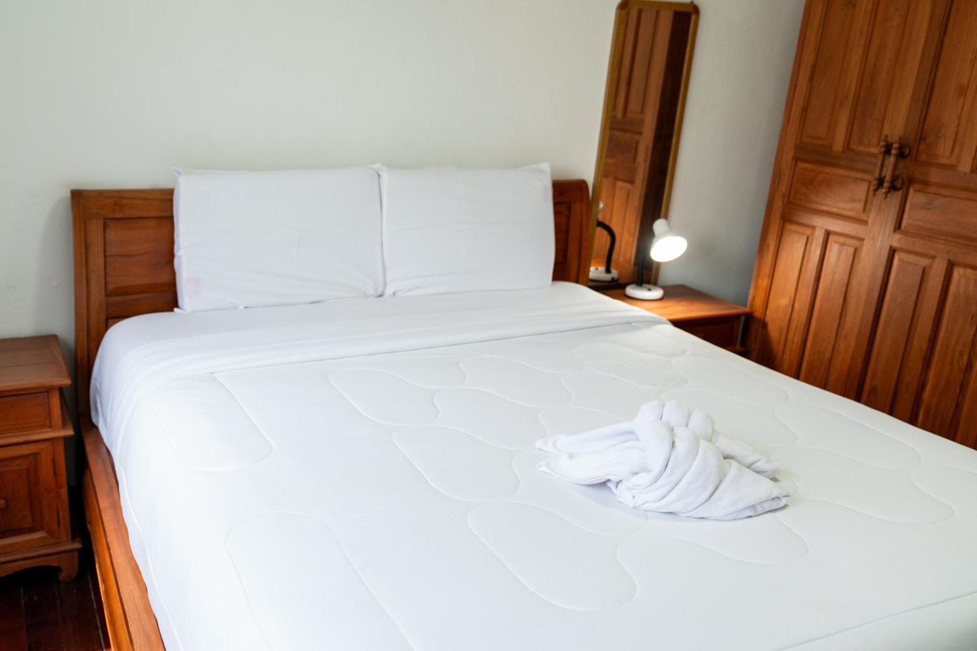 Koh Samui Resort Villa Giacomelli Taling Ngam Beach Esterno foto